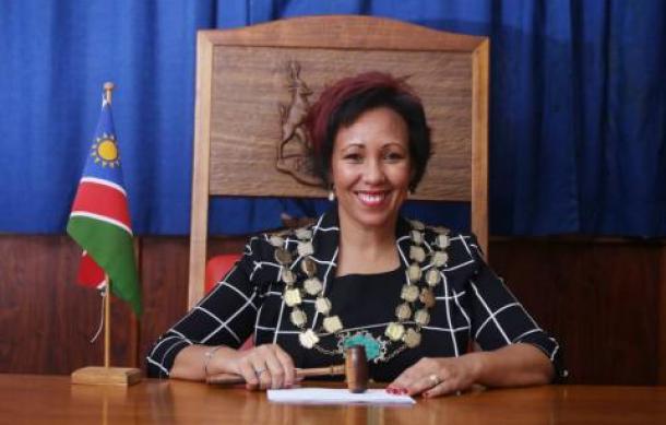 NUDO’s Elvire Theron resigns