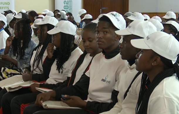 High school leaners debate on pedestrian safety