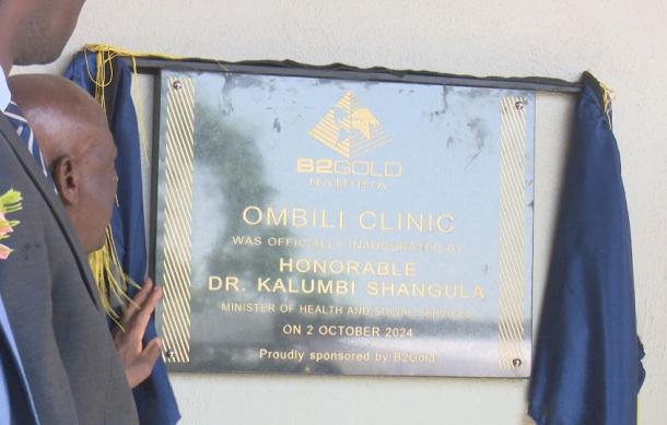 Health Ministry praises contractor for early completion of Ombili clinic