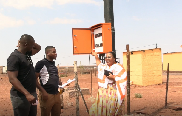 Kuten-Hoas settlement in ||Kharas Region celebrates electrification
