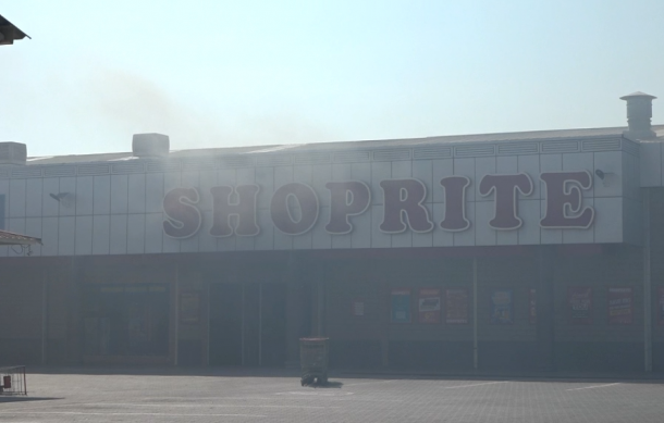 Outapi’s Shoprite burns down