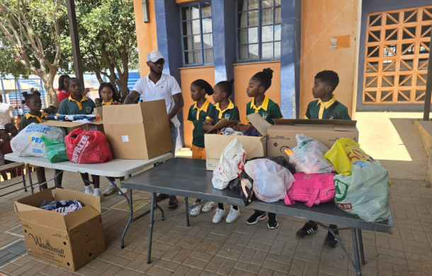 Emma Hoogenhout PS Environmental Club donates to Ombili Kids Soup Kitchen