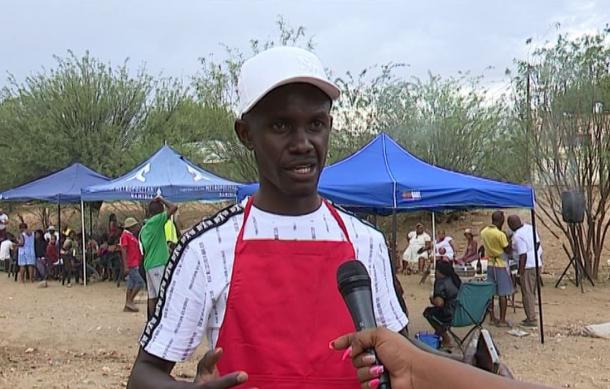 Festive atmosphere continues to trigger acts of kindness