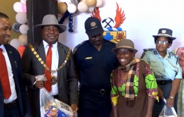 Omaruru Municipality hosts early Christmas lunch for elderly
