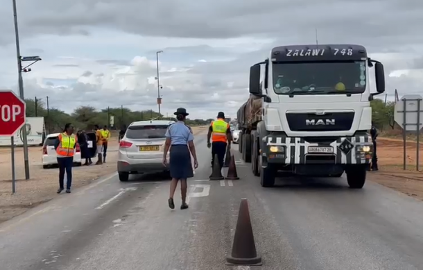Festive travellers return as police urge road safety