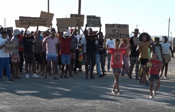Noordoewer residents protest poor service delivery