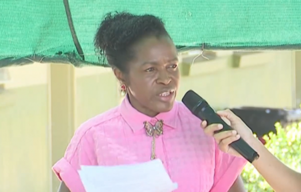 School children receive eye equipment