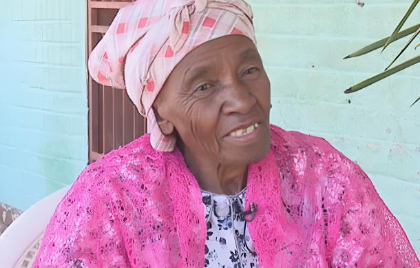 Procession honouring Founding President passes through historic sites
