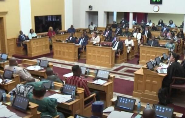 NA approves report calling for amendment of red line policy