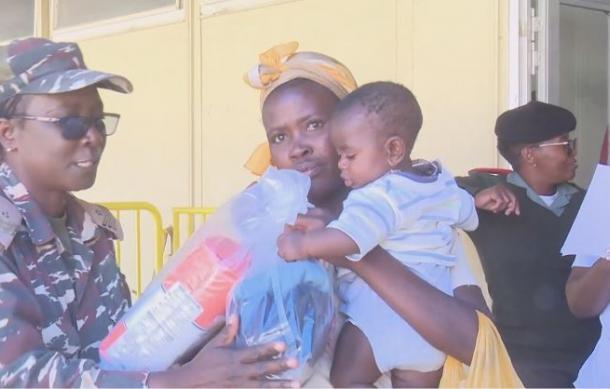 Servicewomen donate to children at Otjiwarongo Hospital