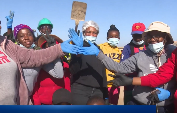 Walvis Bay youth and residents tackle waste crisis