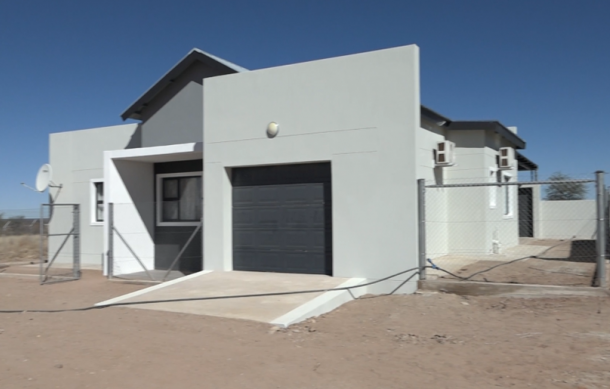 Agronomic Board builds homes at Buitepos