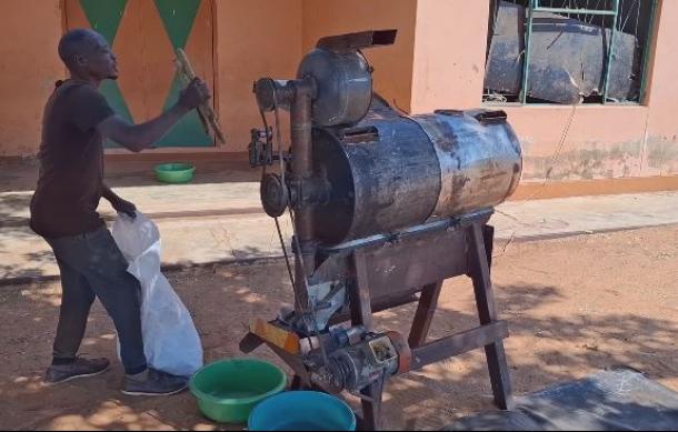 Katwitwi innovator builds grain thresher from recycled materials