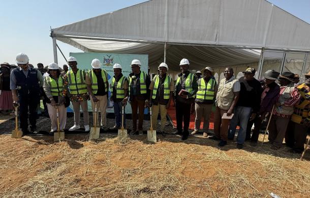 Zaamwani, Mbuende launch Etunda Feedlot Project