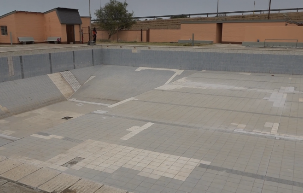 Keetmanshoop pool set to reopen
